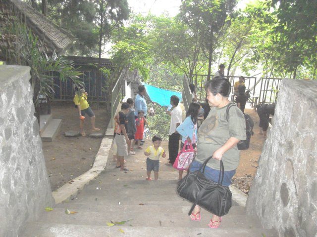 ayub099.jpg